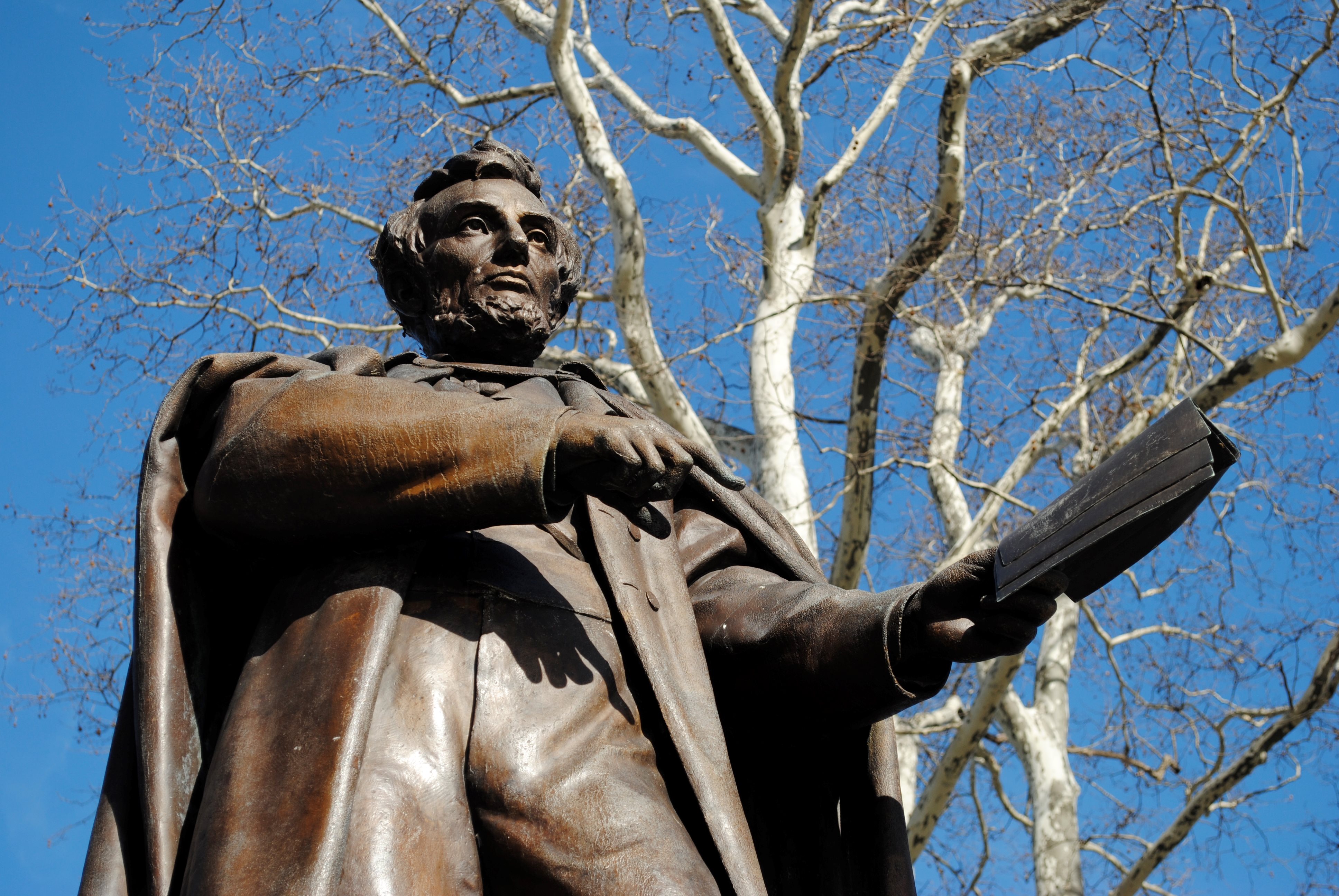 Statue of Honest Abe in Brooklyn